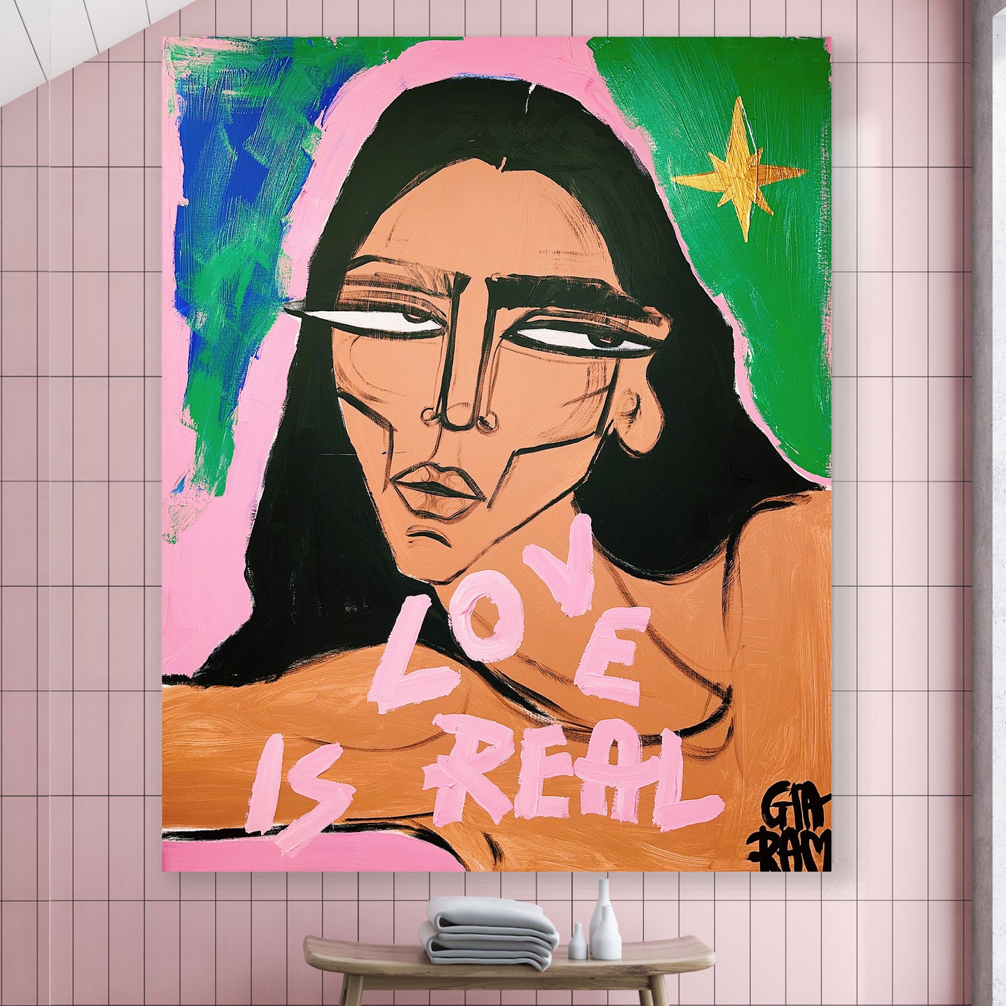 LOVE IS REAL No.01